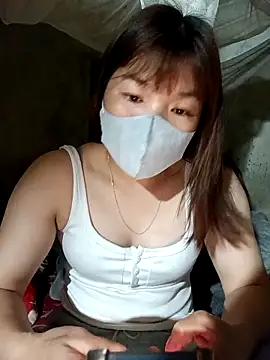 May-Ne online show from March 16, 5:17 pm