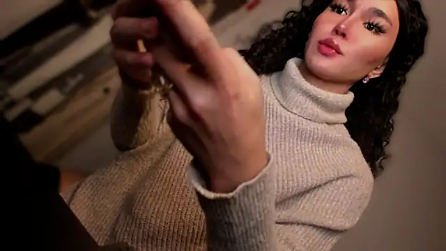 Snapshot of MissTransUSA chatting on October 16, 9:01 am MissTransUSA online show from October 16, 9:01 am