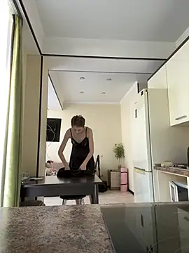 Sensual Flower online show from April 2, 7:50 am