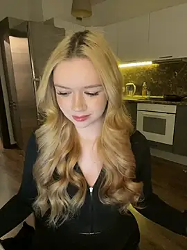 my liss online show from February 1, 6:39 pm