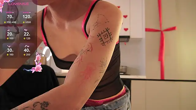 prancing girl online show from March 11, 3:00 am