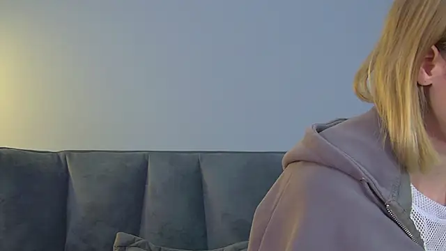 MerlinMeyer online show from February 8, 6:39 am