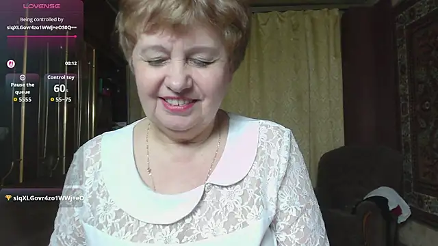 Casey peach online show from April 14, 5:35 pm