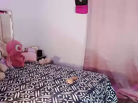 titania1502 online show from December 17, 9:08 pm