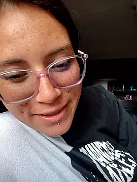 mara adiction online show from January 10, 3:17 pm