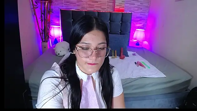 Valeri hot22 online show from May 13, 9:31 pm