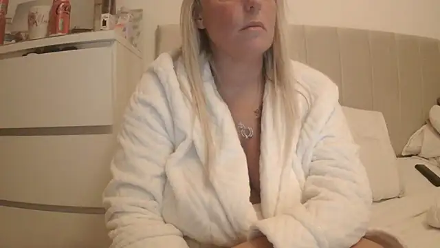 theblondecocklover online show from March 1, 8:52 pm