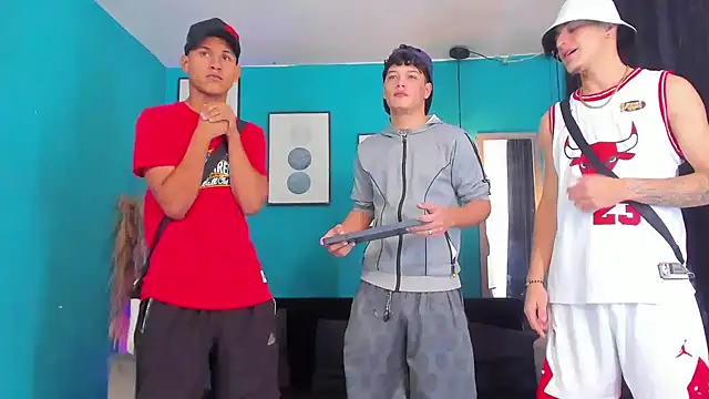 Oficial KingOfHeavens online show from January 7, 8:01 pm