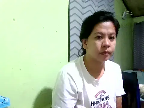 annawet online show from October 4, 11:38 am