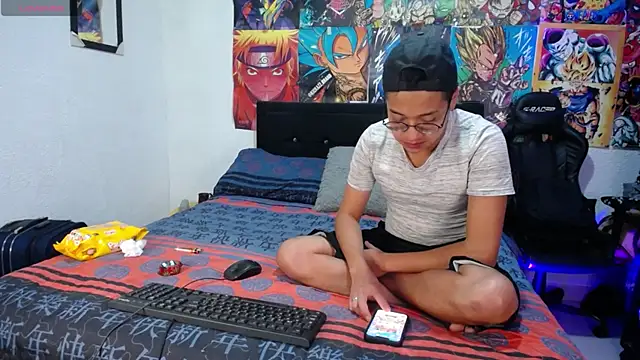 Golden Boysx online show from January 11, 11:10 pm