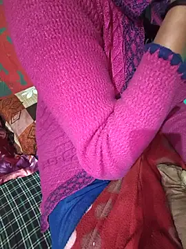 QWEEN7B online show from January 11, 11:59 am