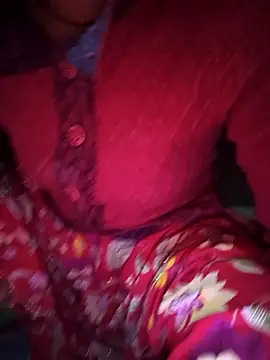 QWEEN7B online show from January 9, 1:15 pm