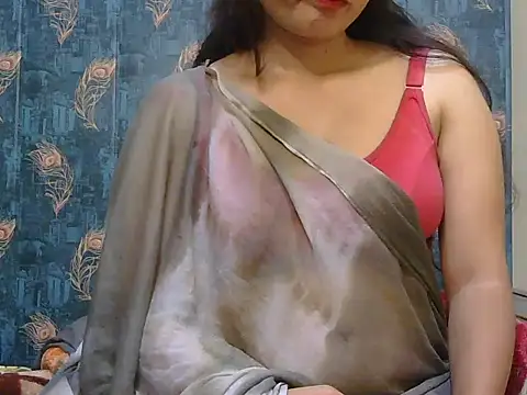 Parul Gulati online show from February 19, 7:46 pm