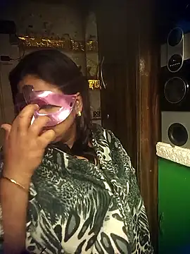 Cutie Tumpa  online show from January 17, 7:10 pm