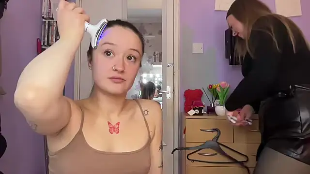 LilyLuck  online show from February 14, 4:31 pm