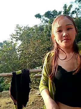 yula-bi online show from February 6, 9:45 am