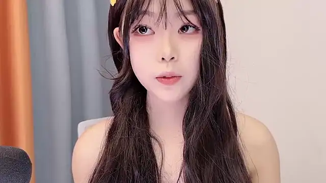 smalldaisy online show from February 13, 2:24 am