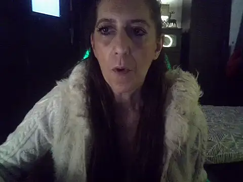 Snapshot of labelgecoquine chatting on October 31, 8:35 pm labelgecoquine online show from October 31, 8:35 pm