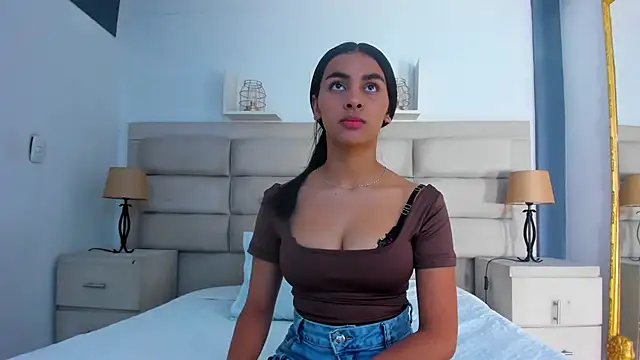 ManuelaEvans  online show from January 6, 8:56 pm