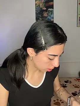 junorise23 online show from February 13, 4:25 am