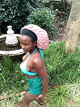 ShyNaughtyBabe online show from April 16, 10:04 am