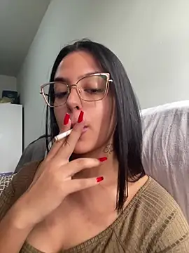 jujuarantes  2026 online show from February 10, 1:36 pm