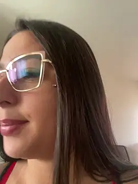 jujuarantes  2026 online show from April 1, 12:39 pm