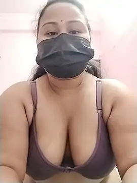 DesiSeductress online show from February 1, 12:20 am