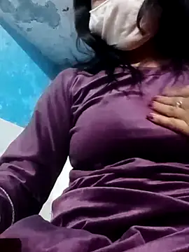 ritu7755 online show from February 4, 5:05 pm