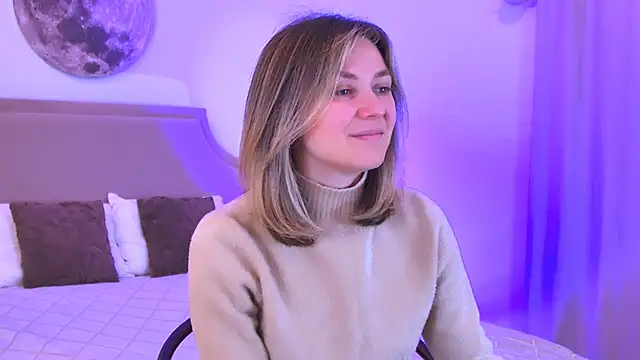 EmeraldGlow online show from February 24, 2:38 pm