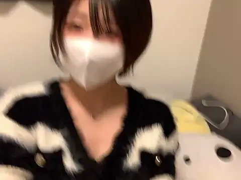 sena an 1k online show from January 8, 11:36 am