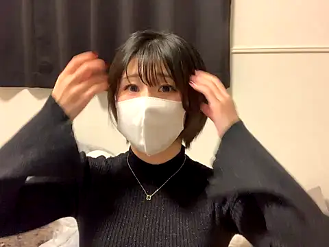 sena an 1k online show from January 14, 9:03 am