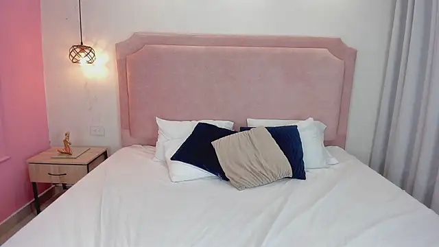 BrookRusell online show from January 6, 9:51 pm