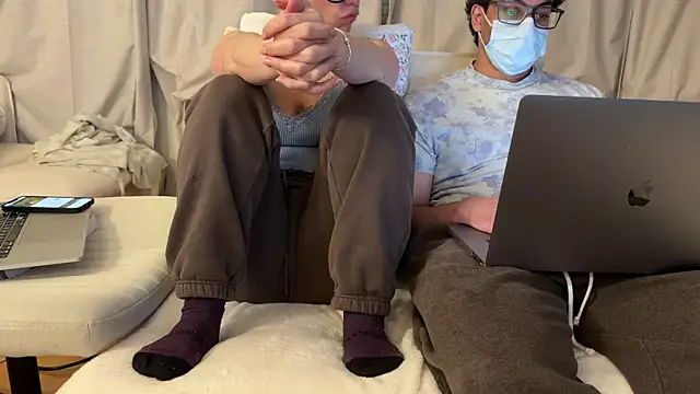 Ambrrr online show from April 7, 2:13 am