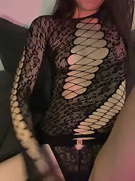 Annaluvv online show from April 23, 11:40 pm