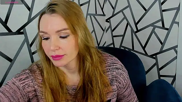 Marie Hayes online show from January 14, 1:43 am