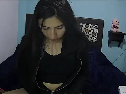 Emily Gree online show from May 13, 1:11 am