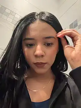 AnahiSkye online show from April 10, 6:14 pm