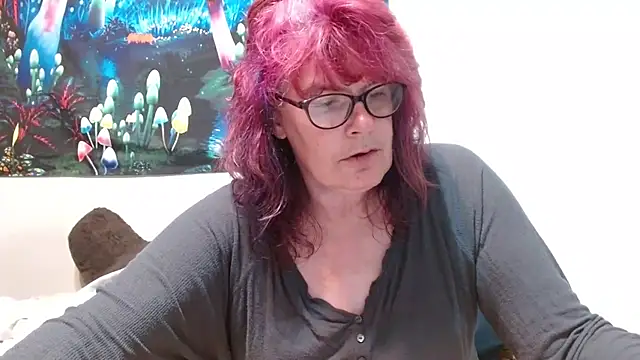 ladylavende3 online show from October 19, 7:10 am