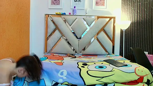 SalomeWilson online show from February 26, 7:57 pm