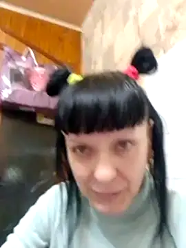 DebbieWhite online show from January 15, 12:00 pm