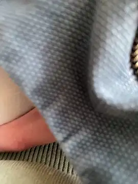 y-couple online show from January 15, 3:07 pm