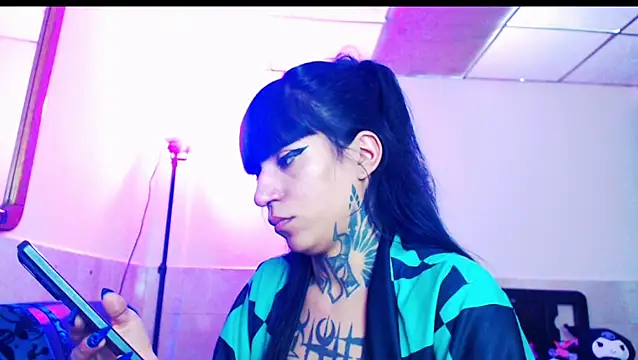 jazmin wolf online show from February 8, 8:34 pm