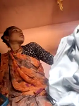 lodhi8080 online show from April 11, 8:29 am