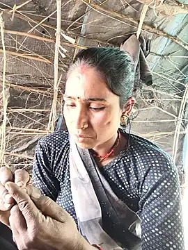 lodhi8080 online show from March 17, 7:45 am