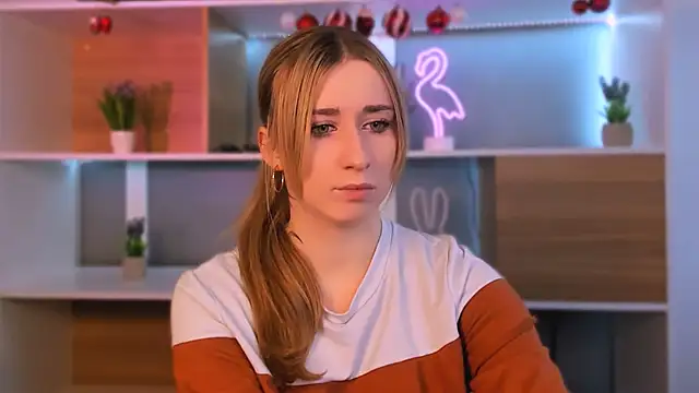 alice  blond online show from January 9, 10:19 am