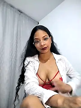 KATALINA SANTANA  online show from February 27, 11:59 pm