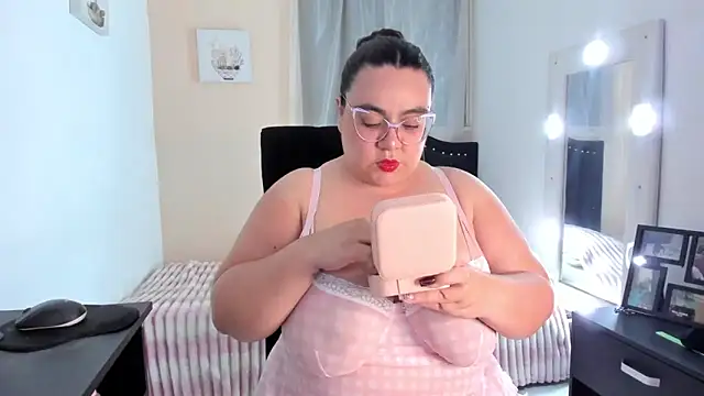 KarlaLannee online show from March 5, 3:57 am