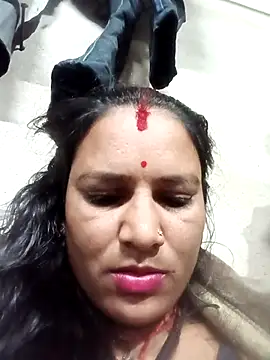 Hot hiuj online show from February 10, 9:40 pm