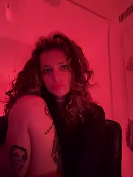 paranoidbimbo online show from March 4, 3:18 pm